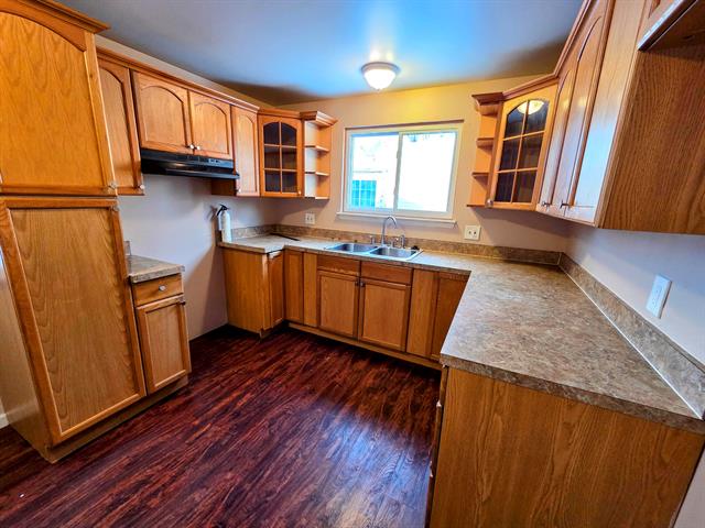 Builiding view seven for 15700 Oakbrook, Romulus, MI. 48174