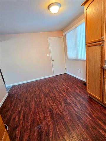 Builiding view six for 15700 Oakbrook, Romulus, MI. 48174