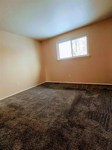 Builiding view twelve for 15700 Oakbrook, Romulus, MI. 48174