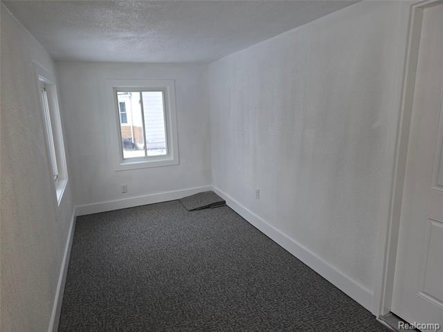 Builiding view one for 15331 Allen, Southgate, MI. 48195