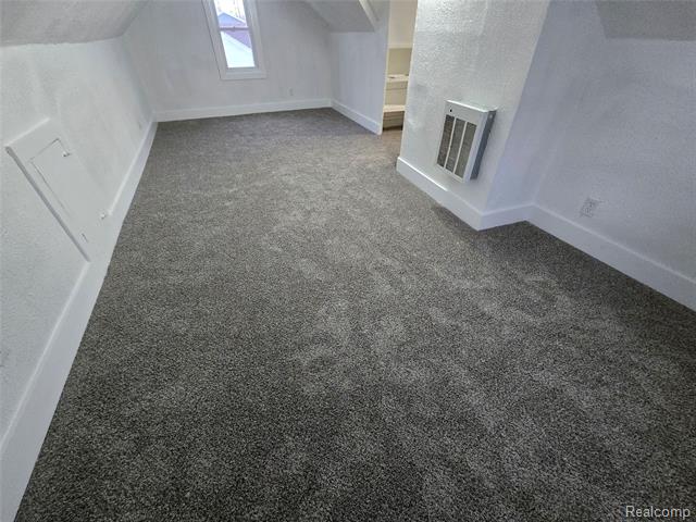 Builiding view seventeen for 15331 Allen, Southgate, MI. 48195