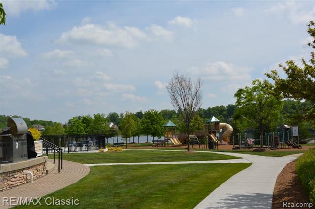 Builiding view fifty eight for 25051 Samoset, Novi, MI. 48374