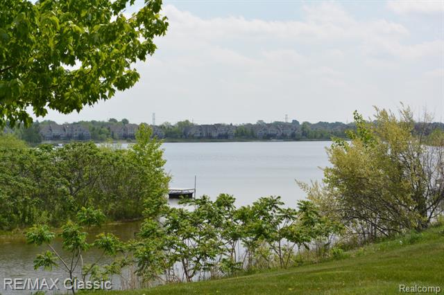 Builiding view fifty nine for 25051 Samoset, Novi, MI. 48374