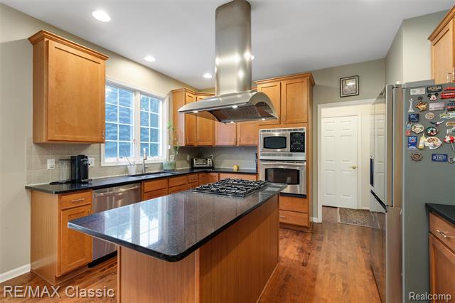 Builiding view seventeen for 25051 Samoset, Novi, MI. 48374
