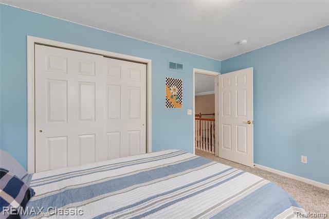 Builiding view thirty three for 25051 Samoset, Novi, MI. 48374