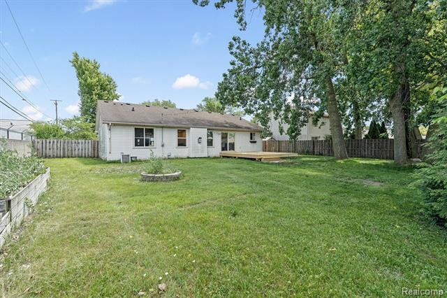 Builiding view twenty four for 13416 Mc Guire, Taylor, MI. 48180