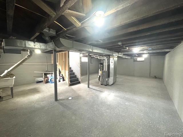 Builiding view ten for 12120 Elmview, Romulus, MI. 48174