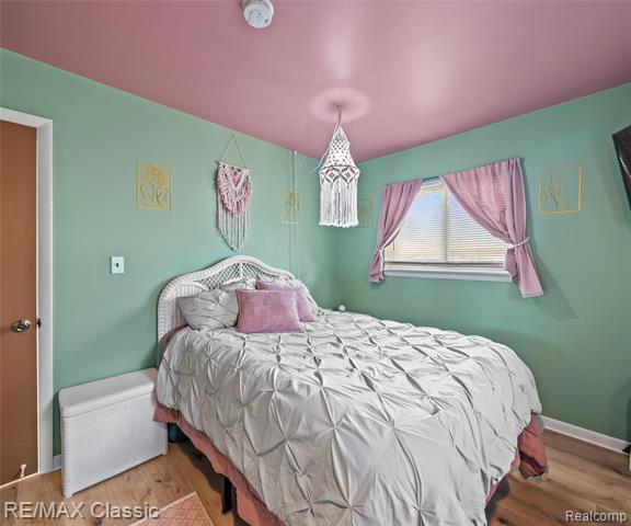 Builiding view thirteen for 37534 Van Petten, Romulus, MI. 48174