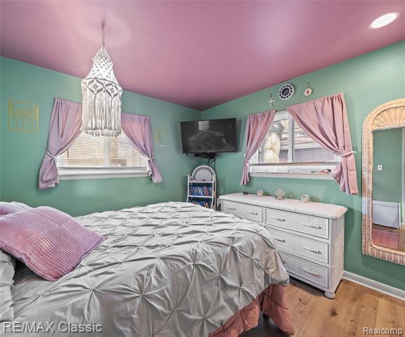 Builiding view twelve for 37534 Van Petten, Romulus, MI. 48174