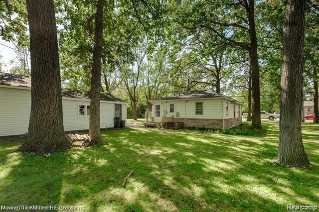 Builiding view one for 11545 Wahrman, Romulus, MI. 48174