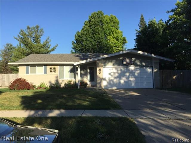 front view for 25737 Rusty, Taylor, Mi. 48180