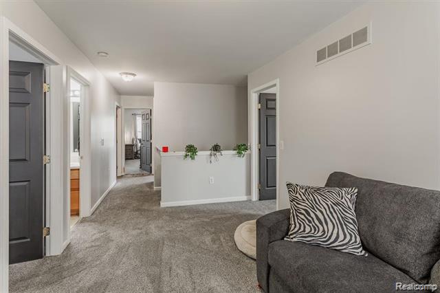 Builiding view eighteen for 26680 Parkside, Taylor, MI. 48180