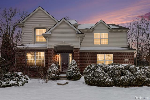 Builiding view one for 26680 Parkside, Taylor, MI. 48180