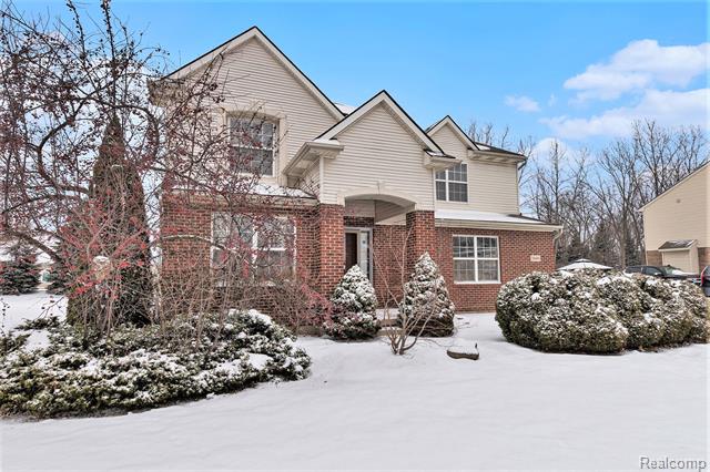 Builiding view thirty four for 26680 Parkside, Taylor, MI. 48180