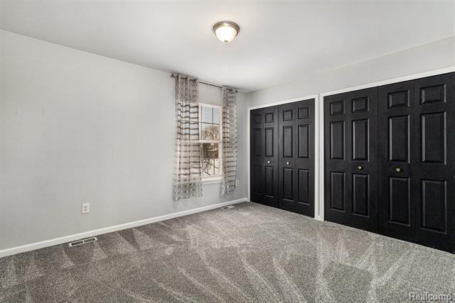 Builiding view twenty five for 26680 Parkside, Taylor, MI. 48180