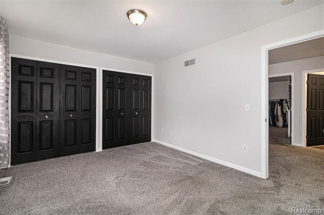 Builiding view twenty six for 26680 Parkside, Taylor, MI. 48180