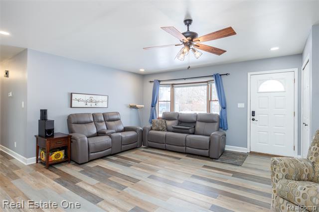 Builiding view five for 22155 Maplelawn, Taylor, MI. 48180