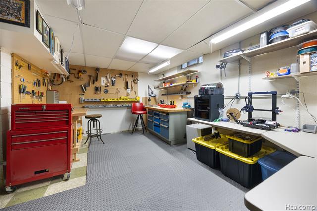 Builiding view thirty for 10110 Balfour, Allen Park, MI. 48101