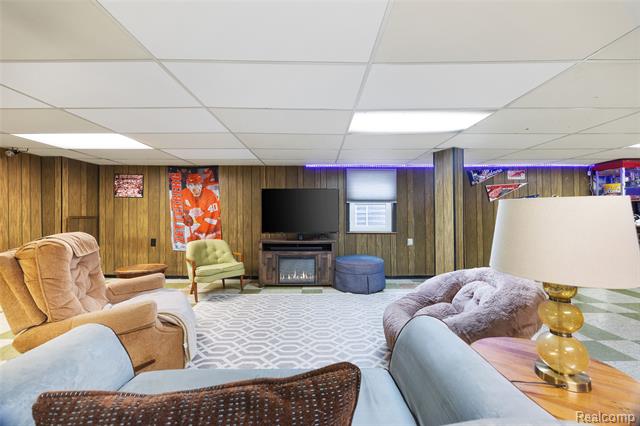 Builiding view twenty six for 10110 Balfour, Allen Park, MI. 48101