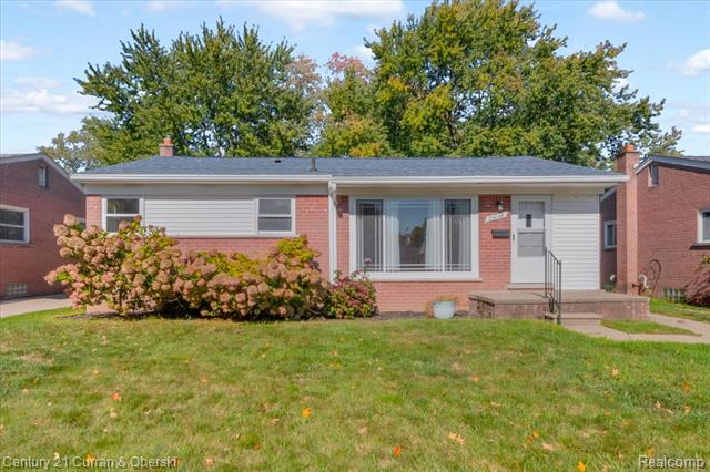 front view for 25048 Filmore, Taylor, Mi. 48180