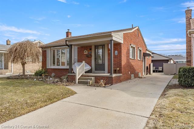 front view for 18729 Grey, Allen Park, Mi. 48101