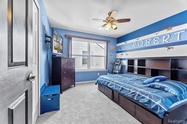 Builiding view eighteen for 3710 Ridge View, Trenton, MI. 48183