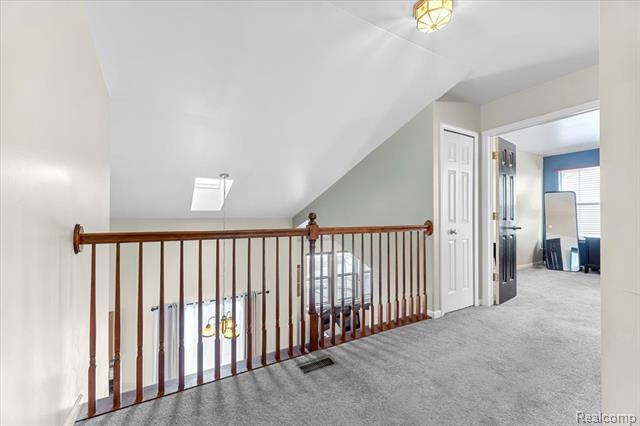 Builiding view fifteen for 3710 Ridge View, Trenton, MI. 48183