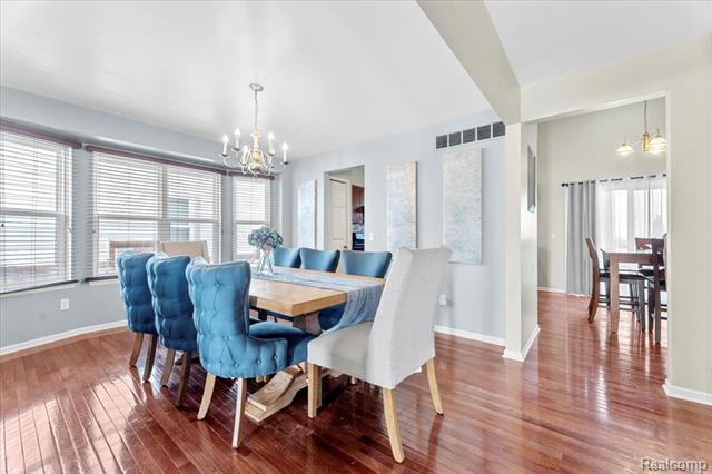 Builiding view five for 3710 Ridge View, Trenton, MI. 48183