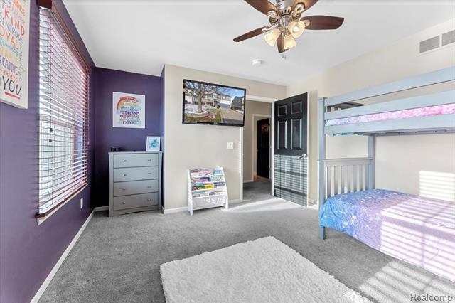 Builiding view twenty two for 3710 Ridge View, Trenton, MI. 48183