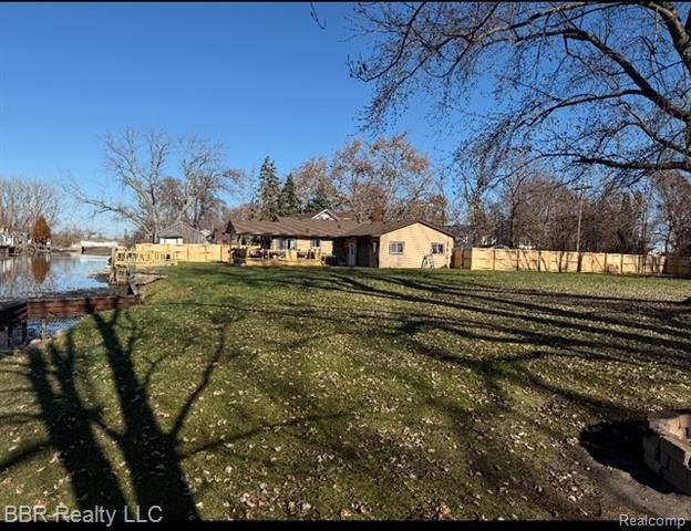 Builiding view eight for 35342 Lake, Rockwood, MI. 48173