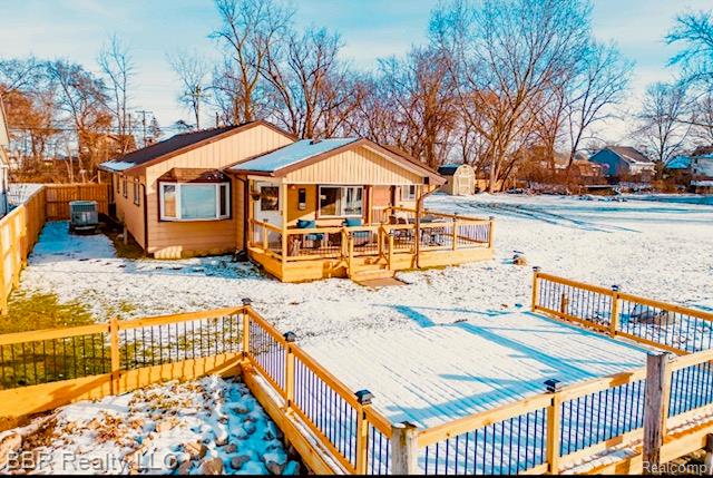 Builiding view eleven for 35342 Lake, Rockwood, MI. 48173