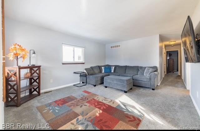 Builiding view fifteen for 35342 Lake, Rockwood, MI. 48173