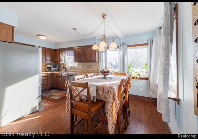 Builiding view nineteen for 35342 Lake, Rockwood, MI. 48173