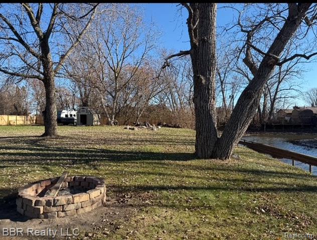 Builiding view seven for 35342 Lake, Rockwood, MI. 48173