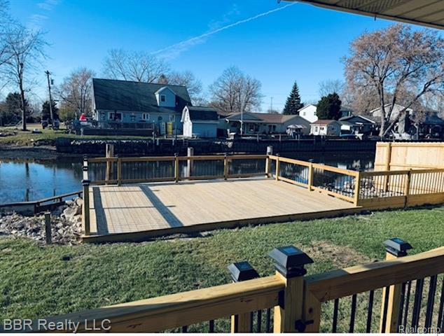 Builiding view ten for 35342 Lake, Rockwood, MI. 48173