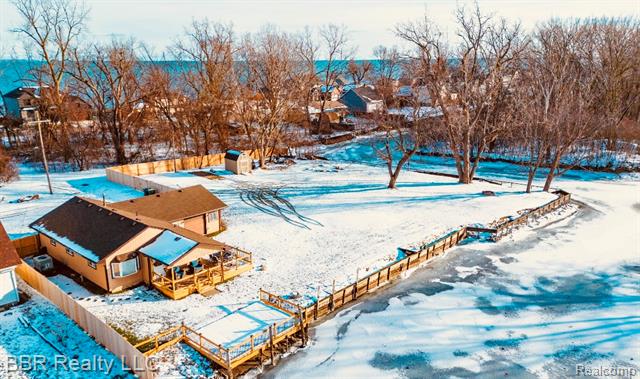 Builiding view thirteen for 35342 Lake, Rockwood, MI. 48173