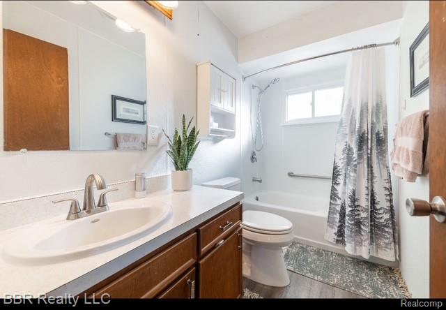 Builiding view twenty three for 35342 Lake, Rockwood, MI. 48173