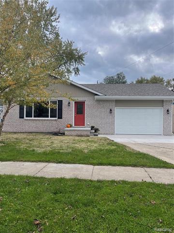 front view for 13465 Neely, Rockwood, Mi. 48173