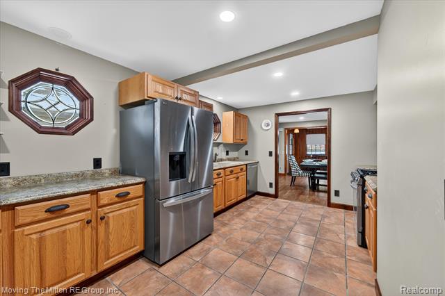 Builiding view eleven for 30760 Bayview, Rockwood, MI. 48173