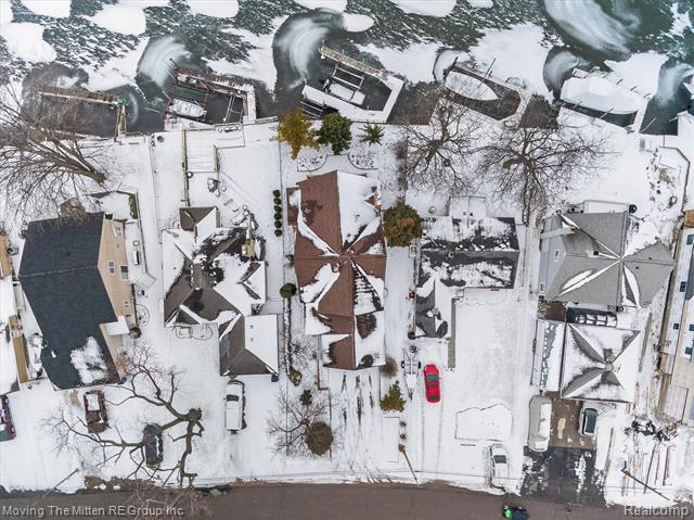 Builiding view fifty two for 30760 Bayview, Rockwood, MI. 48173