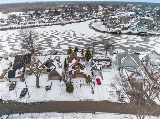 Builiding view forty three for 30760 Bayview, Rockwood, MI. 48173