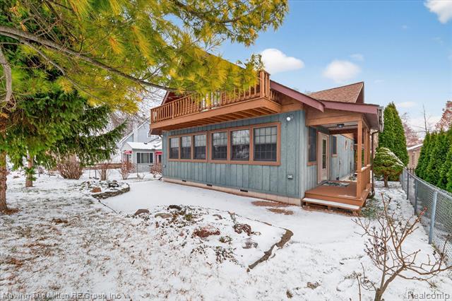 Builiding view thirty four for 30760 Bayview, Rockwood, MI. 48173