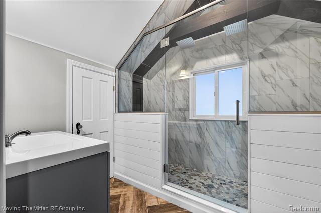 Builiding view twenty nine for 30760 Bayview, Rockwood, MI. 48173