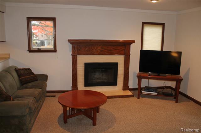 Builiding view eleven for 4986 Jackson, Trenton, MI. 48183