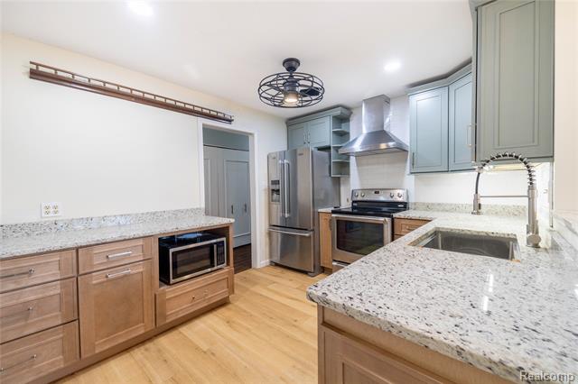 Builiding view eleven for 8337 Colony, Grosse Ile, MI. 48138