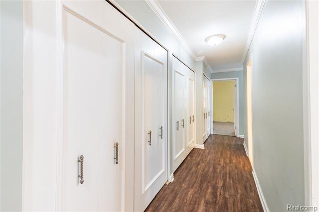 Builiding view sixteen for 8337 Colony, Grosse Ile, MI. 48138