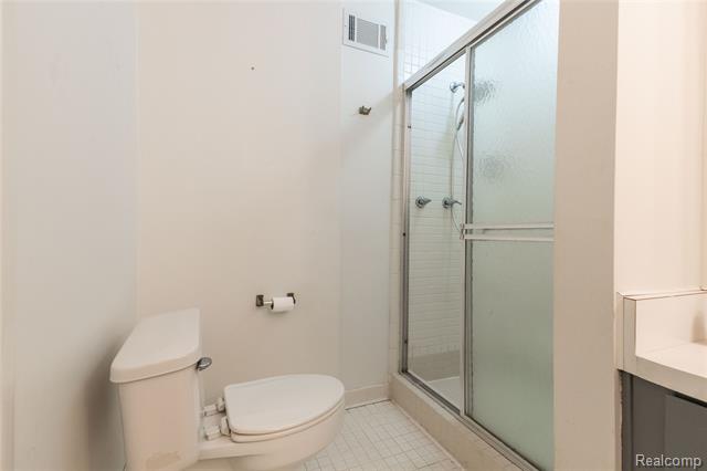 Builiding view twenty five for 8337 Colony, Grosse Ile, MI. 48138