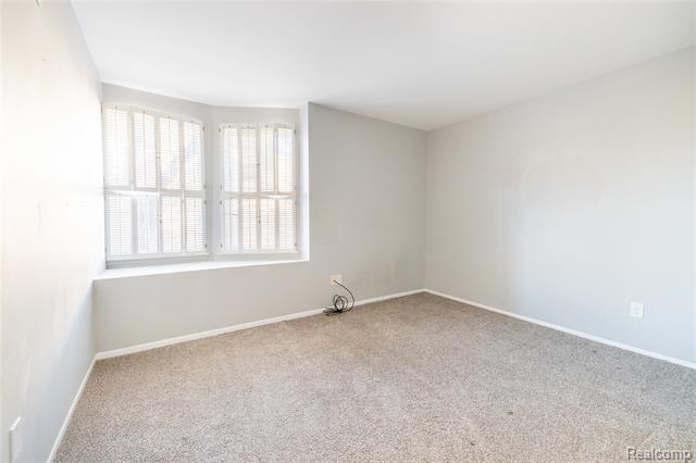 Builiding view twenty two for 8337 Colony, Grosse Ile, MI. 48138