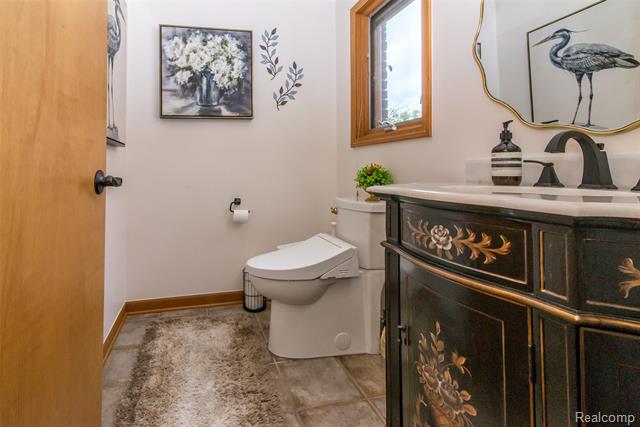 Builiding view fifty five for 8454 Grays, Grosse Ile, MI. 48138