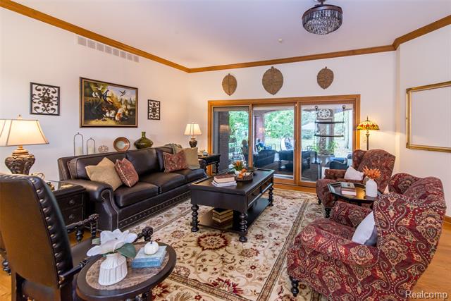 Builiding view nineteen for 8454 Grays, Grosse Ile, MI. 48138